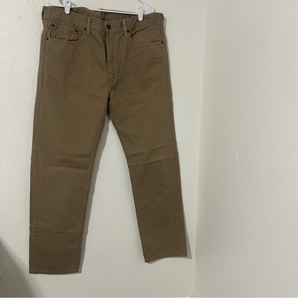 Levis 505 Regular Fit Straight Leg Pants Men's Size (W38 x L34) Tan Jeans EUC - Picture 1 of 6